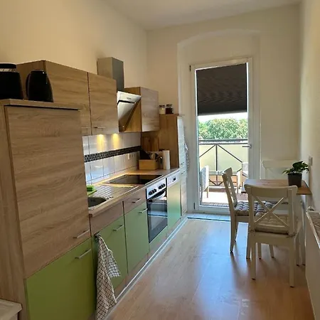 Grosse Fuer Gruppen Und Familien Bis 8 Personen Mit Balkon * 埃尔福特