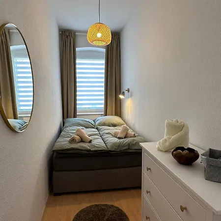 公寓 Grosse Fuer Gruppen Und Familien Bis 8 Personen Mit Balkon *