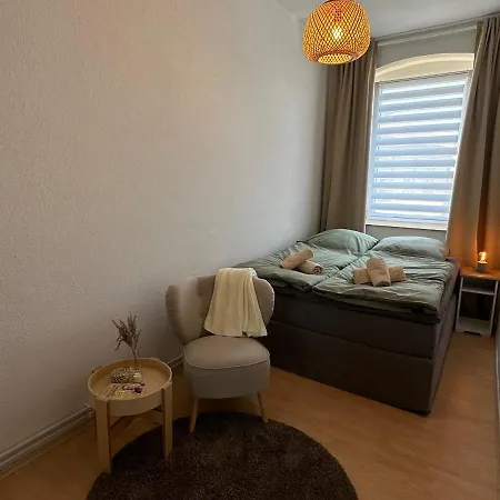 Grosse Fuer Gruppen Und Familien Bis 8 Personen Mit Balkon *